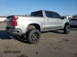 2023 Chevrolet Silverado 1500 RST with VIN 1GCUDEE86PZ277422, listed as a Copart auction lot 84811414 with 20,287 mi miles and Clean Title. Bid and sale history available at DreamBid. Image 3.