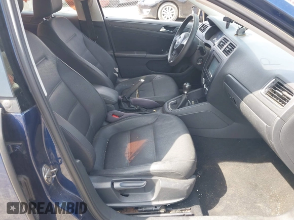 2012 Volkswagen Jetta SE with VIN 3VWBP7AJ2CM040972, listed as a IAAI auction lot 42083328 with 169,239 mi miles and . Bid and sale history available at DreamBid. Image 5.