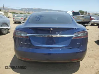 2018 Tesla Model S 75D with VIN 5YJSA1E25JF249743, listed as a Copart auction lot 59636235 with 101,275 mi miles and Salvage title. Bid and sale history available at DreamBid. Image 6.