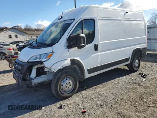 2023 Ram ProMaster Cargo with VIN 3C6LRVBG4PE561675, listed as a Copart auction lot 80495724 with 4,582 mi miles and Salvage Title. Bid and sale history available at carsss.com. Image 1.