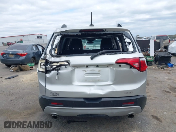 2018 GMC Acadia SLT z VIN 1GKKNULS6JZ192198, wystawiony jako IAAI lot #41820379 z przebiegiem 133 189 mil mil oraz . Historia ofert i sprzedaży dostępna na DreamBid. Obrazek 17.