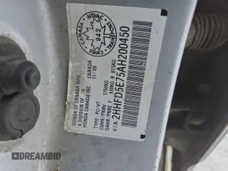 2010 Acura CSX z VIN 2HHFD5E75AH200450, wystawiony jako Copart lot #84732134 z przebiegiem Nie podano mil oraz Szkoda całkowita • Salvage title. Historia ofert i sprzedaży dostępna na DreamBid. Obrazek 12.