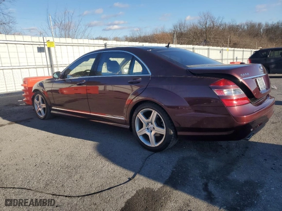 2007 Mercedes-Benz S-Class 5.5L V8 with VIN WDDNG71XX7A060917, listed as a Copart auction lot 46530535 with 147,902 mi miles and Salvage Title. Bid and sale history available at carsss.com. Image 2.