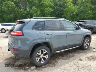 2014 Jeep Cherokee Trailhawk z VIN 1C4PJMBS4EW156550, wystawiony jako Copart lot #56870165 z przebiegiem 100 184 mil mil oraz Szkoda całkowita • Salvage title. Historia ofert i sprzedaży dostępna na DreamBid. Obrazek 3.