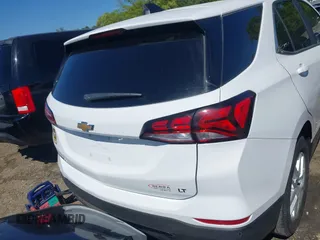 2024 Chevrolet Equinox LT z VIN 3GNAXKEG3RS232431, wystawiony jako IAAI lot #42021525 z przebiegiem 8 090 mil mil oraz . Historia ofert i sprzedaży dostępna na DreamBid. Obrazek 16.