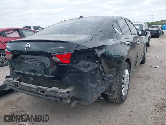 2019 Nissan Altima S with VIN 1N4BL4BV1KC239953, listed as a IAAI auction lot 42006788 with 172,042 mi miles and . Bid and sale history available at DreamBid. Image 4.