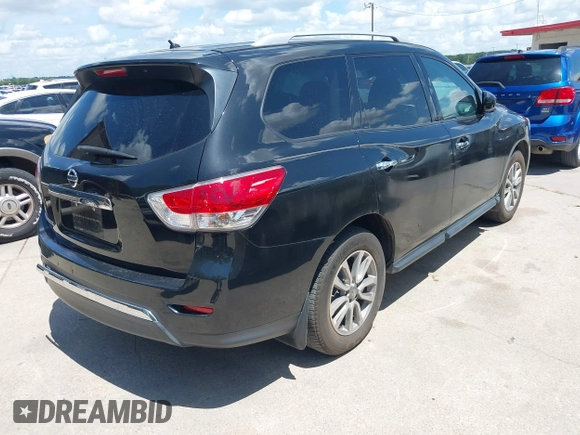 2015 Nissan Pathfinder SV with VIN 5N1AR2MNXFC660187, listed as a IAAI auction lot 42612648 with 136,873 mi miles and . Bid and sale history available at DreamBid. Image 4.