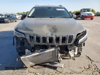 2020 Jeep Cherokee Latitude Plus with VIN 1C4PJLLB3LD577645, listed as a Copart auction lot 52131195 with 38,340 mi miles and Salvage Title. Bid and sale history available at carsss.com. Image 5.