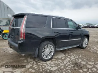 2016 Cadillac Escalade Luxury Collection z VIN 1GYS4BKJ6GR249014, wystawiony jako Copart lot #68561594 z przebiegiem 115 017 mil mil oraz Szkoda całkowita • Salvage title. Historia ofert i sprzedaży dostępna na DreamBid. Obrazek 3.
