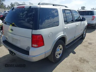 2002 Ford Explorer z VIN 1FMZU75E42ZA65422, wystawiony jako IAAI lot #41691552 z przebiegiem 220 713 mil mil oraz . Historia ofert i sprzedaży dostępna na DreamBid. Obrazek 4.