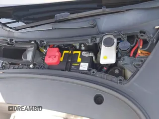 2022 Tesla Model 3 Long Range z VIN 5YJ3E1EB6NF106038, wystawiony jako IAAI lot #42214585 z przebiegiem 40 667 mil mil oraz . Historia ofert i sprzedaży dostępna na DreamBid. Obrazek 10.