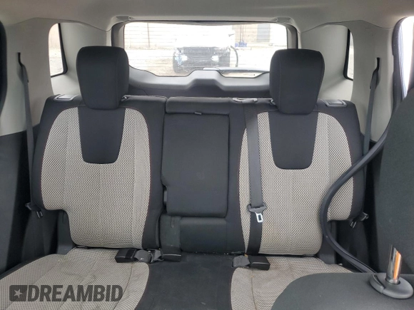 2015 GMC Terrain SLE z VIN 2GKFLWE33F6187682, wystawiony jako Copart lot #50373825 z przebiegiem 150 103 mil mil oraz Szkoda całkowita • Salvage title. Historia ofert i sprzedaży dostępna na DreamBid. Obrazek 10.