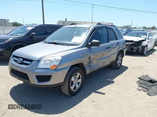 2010 Kia Sportage LX with VIN KNDKG3A47A7722839, listed as a IAAI auction lot 42017569 with 187,100 mi miles and . Bid and sale history available at carsss.com. Image 17.