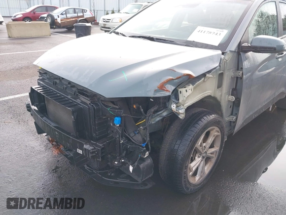 2022 Hyundai Kona SEL with VIN KM8K6CAB1NU828823, listed as a IAAI auction lot 41178743 with 43,755 mi miles and . Bid and sale history available at carsss.com. Image 6.