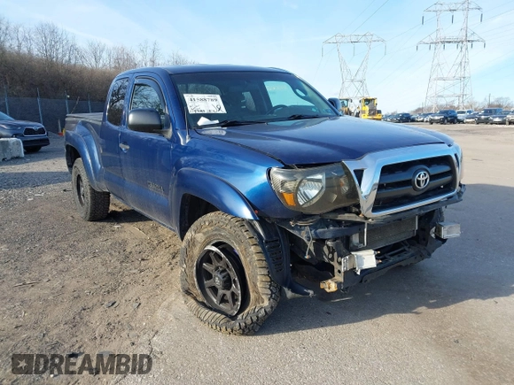 2008 Toyota Tacoma with VIN 5TEUU42N68Z533231, listed as a IAAI auction lot 41588789 with 114,423 mi miles and . Bid and sale history available at DreamBid. Image 6.