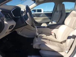 2017 Lincoln Continental Reserve with VIN 1LN6L9RP3H5634709, listed as a Copart auction lot 79034684 with 42,552 mi miles and Salvage Title. Bid and sale history available at carsss.com. Image 7.