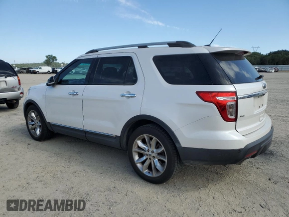 2013 Ford Explorer XLT with VIN 1FM5K7D80DGB63037, listed as a Copart auction lot 61870215 with 132,998 mi miles and Salvage title. Bid and sale history available at DreamBid. Image 2.