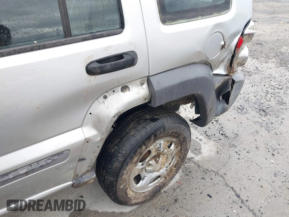 2003 Jeep Liberty Sport with VIN 1J4FK48183W530298, listed as a IAAI auction lot 41909632 with 252,726 mi miles and . Bid and sale history available at DreamBid. Image 6.