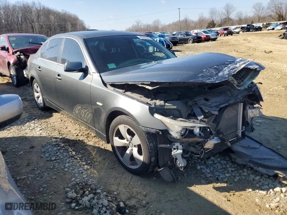 2005 BMW 5 Series 530i with VIN WBANA73515B814704, listed as a Copart auction lot 46700335 with 105,299 mi miles and Salvage Title. Bid and sale history available at carsss.com. Image 4.