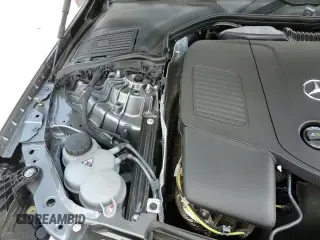 2024 Mercedes-Benz C 300 z VIN W1KAF4GB5RR234473, wystawiony jako Copart lot #80582315 z przebiegiem 14 192 mil mil oraz Szkoda całkowita • Salvage title. Historia ofert i sprzedaży dostępna na DreamBid. Obrazek 13.