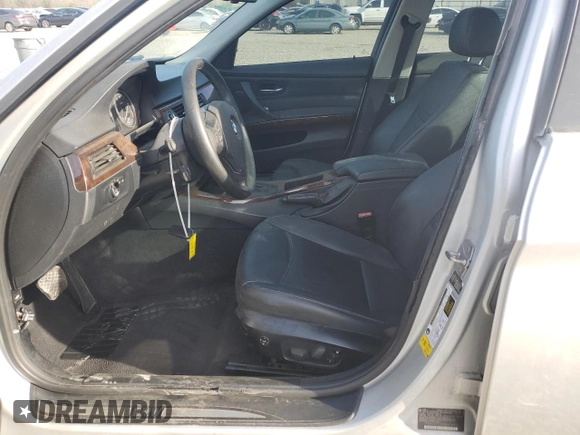 2011 BMW 3 Series 328i with VIN WBAPH7C54BE675893, listed as a Copart auction lot 48621565 with 177,382 mi miles and Salvage Title. Bid and sale history available at DreamBid. Image 7.