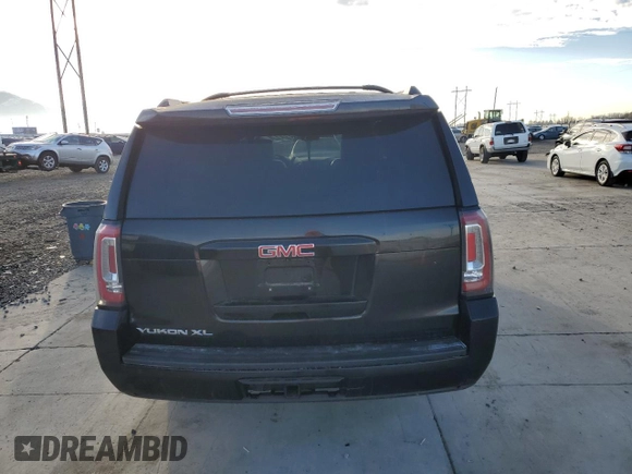 2016 GMC Yukon XL SLE z VIN 1GKS2FKC3GR180291, wystawiony jako Copart lot #85600914 z przebiegiem 160 588 mil mil oraz Szkoda całkowita • Salvage title. Historia ofert i sprzedaży dostępna na DreamBid. Obrazek 6.