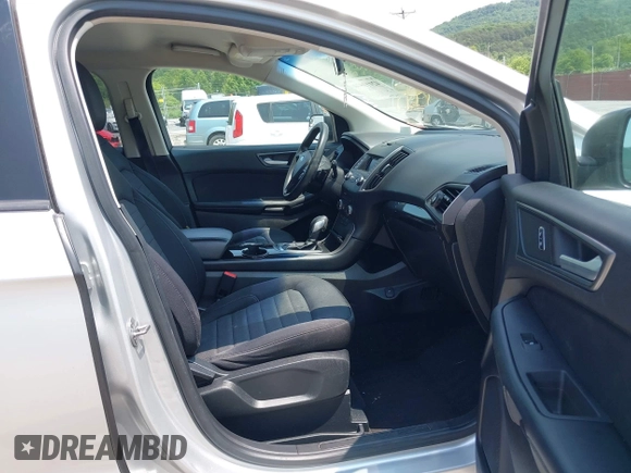 2018 Ford Edge SE with VIN 2FMPK4G93JBB35201, listed as a IAAI auction lot 42412570 with 136,136 mi miles and . Bid and sale history available at DreamBid. Image 5.