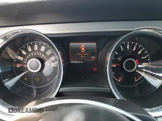 2014 Ford Mustang V6 z VIN 1ZVBP8EMXE5218467, wystawiony jako Copart lot #43163375 z przebiegiem 47 820 mil mil oraz Nie do naprawy • Non repairable. Historia ofert i sprzedaży dostępna na DreamBid. Obrazek 9.
