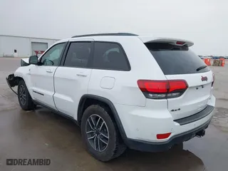 2019 Jeep Grand Cherokee Trailhawk with VIN 1C4RJFLG0KC837817, listed as a IAAI auction lot 41754787 with 86,235 mi miles. Bid and sale history available at carsss.com. Image 3.