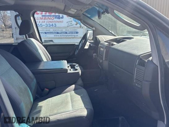 2004 Nissan Titan LE with VIN 1N6AA07A84N590583, listed as a Copart auction lot 49112705 with 92,426 mi miles and Salvage Title. Bid and sale history available at DreamBid. Image 5.