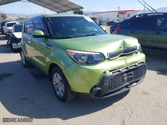 2015 Kia Soul with VIN KNDJN2A28F7812907, listed as a IAAI auction lot 41989088 with 75,258 mi miles. Bid and sale history available at carsss.com. Image 1.