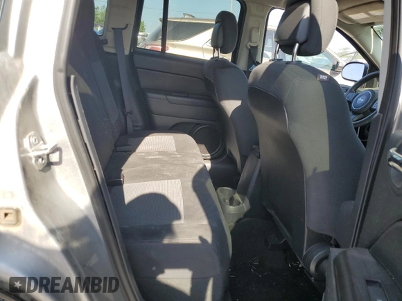 2016 Jeep Compass Sport with VIN 1C4NJDBB7GD663464, listed as a Copart auction lot 61721955 with 144,800 mi miles and Clean title. Bid and sale history available at DreamBid. Image 11.