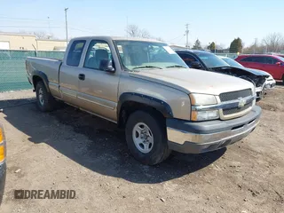2004 Chevrolet Silverado 1500 Z71 with VIN 2GCEK19TX41258314, listed as a IAAI auction lot 41748058 with 105,522 mi miles. Bid and sale history available at carsss.com. Image 1.