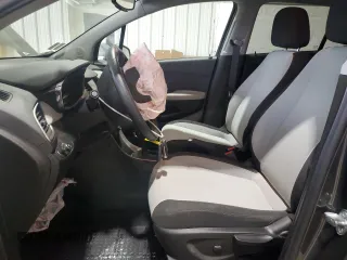2019 Chevrolet Trax LS with VIN 3GNCJNSB2KL402153, listed as a Copart auction lot 54416695 with 41,249 mi miles and Salvage Title. Bid and sale history available at carsss.com. Image 7.