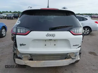2019 Jeep Cherokee Latitude z VIN 1C4PJLCX8KD313153, wystawiony jako IAAI lot #42608299 z przebiegiem 76 394 mil mil oraz . Historia ofert i sprzedaży dostępna na DreamBid. Obrazek 16.