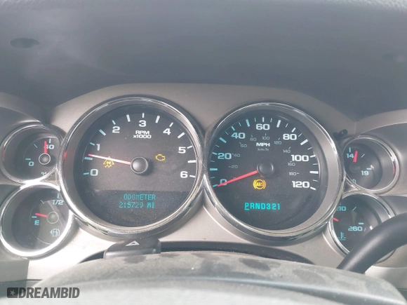 2009 Chevrolet Silverado 1500 LT with VIN 2GCEK29J691113086, listed as a IAAI auction lot 41979196 with 215,729 mi miles. Bid and sale history available at carsss.com. Image 7.