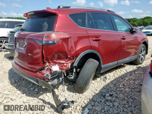 2018 Toyota RAV4 XLE with VIN 2T3WFREV0JW489613, listed as a Copart auction lot 61245005 with 46,253 mi miles and Salvage title. Bid and sale history available at DreamBid. Image 3.