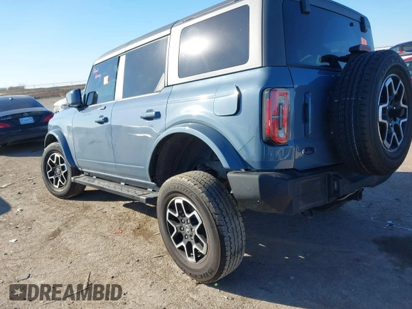 2023 Ford Bronco with VIN 1FMEE5BP8PLB10748, listed as a IAAI auction lot 41132819 with 1 mi miles. Bid and sale history available at carsss.com. Image 3.