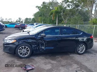 2020 Ford Fusion SE with VIN 3FA6P0HDXLR170082, listed as a IAAI auction lot 40743626 with 53,055 mi miles. Bid and sale history available at carsss.com. Image 14.