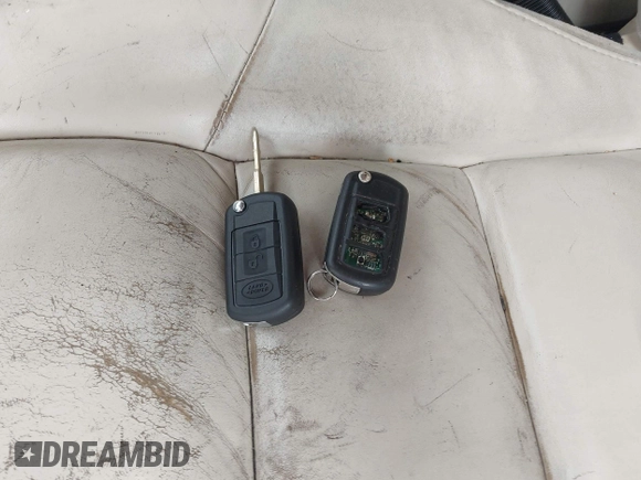 2008 Land Rover Range Rover Sport SC with VIN SALSH23418A150404, listed as a IAAI auction lot 42642914 with 190,007 mi miles and . Bid and sale history available at DreamBid. Image 11.