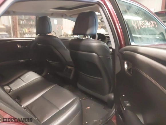 2013 Toyota Avalon XLE with VIN 4T1BK1EB0DU059112, listed as a IAAI auction lot 41553083 with 137,544 mi miles. Bid and sale history available at carsss.com. Image 8.