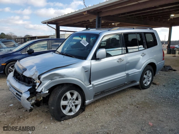 2005 Mitsubishi Montero LTD with VIN JA4MW51S15J004020, listed as a Copart auction lot 87854685 with 240549 miles and Salvage Title. Bid and sale history available at carsss.com. Image 1.