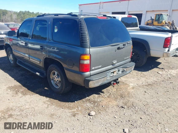 2001 Chevrolet Tahoe LT with VIN 1GNEK13T11J144185, listed as a IAAI auction lot 41647366 with 286,225 mi miles. Bid and sale history available at carsss.com. Image 3.