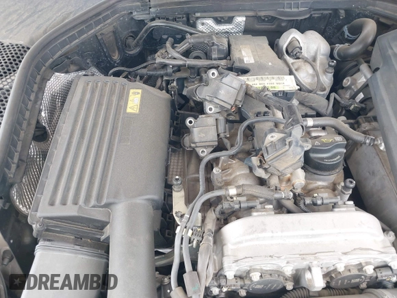 2018 Mercedes-Benz C 300 with VIN 55SWF4JB3JU242931, listed as a IAAI auction lot 42267645 with 194,674 mi miles and . Bid and sale history available at DreamBid. Image 6.