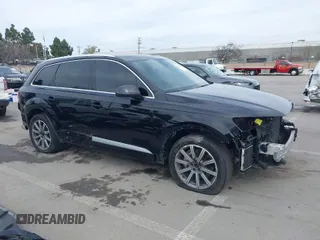 2018 Audi Q7 Premium Plus with VIN WA1LAAF76JD051429, listed as a IAAI auction lot 41826876 with 59,808 mi miles. Bid and sale history available at carsss.com. Image 1.