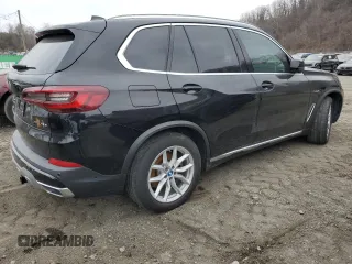 2022 BMW X5 xDrive45e with VIN 5UXTA6C01N9H53033, listed as a Copart auction lot 88639315 with 23,269 mi miles and Salvage Title. Bid and sale history available at carsss.com. Image 3.