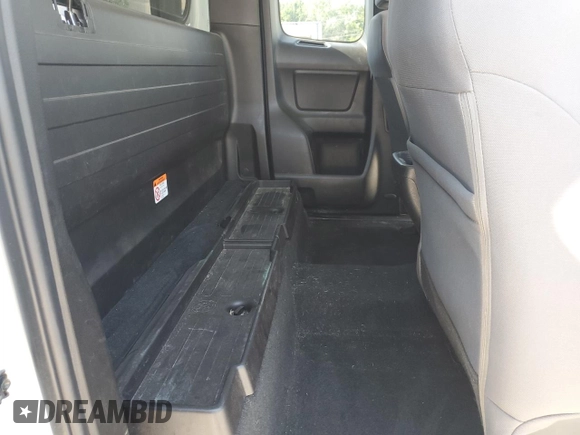 2023 Toyota Tacoma SR with VIN 3TYRX5GN5PT083003, listed as a Copart auction lot 62530125 with 35,952 mi miles and Clean title. Bid and sale history available at DreamBid. Image 10.