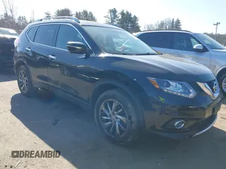 2015 Nissan Rogue SL with VIN 5N1AT2MV5FC851582, listed as a IAAI auction lot 41752765 with 180,654 mi miles. Bid and sale history available at carsss.com. Image 1.