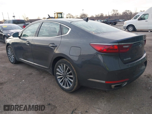 2017 Kia Cadenza Premium with VIN KNALC4J13H5063401, listed as a IAAI auction lot 41814956 with 90,288 mi miles. Bid and sale history available at carsss.com. Image 3.