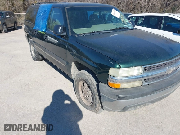 2004 Chevrolet Suburban LS with VIN 3GNEC16Z24G316520, listed as a IAAI auction lot 41331382 with 224,006 mi miles. Bid and sale history available at carsss.com. Image 6.